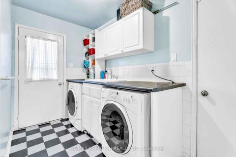 Photo 13 at 111 Devins Drive, Aurora Heights, Aurora