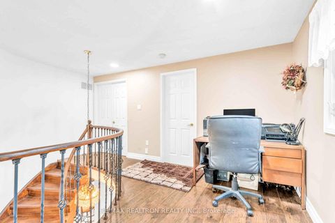 Photo 21 at 111 Devins Drive, Aurora Heights, Aurora