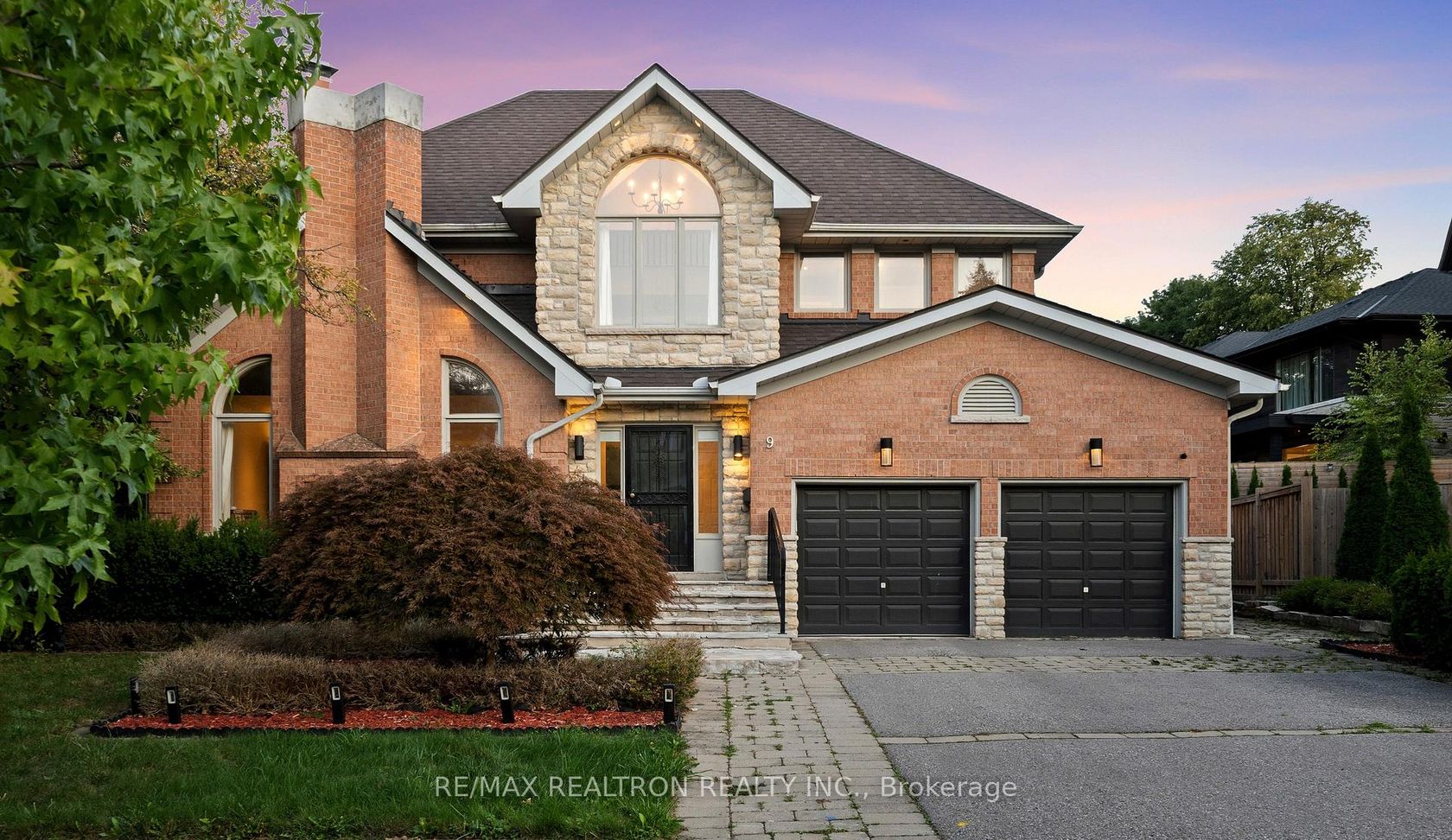 9 Montressor Drive, Windfields, Toronto 