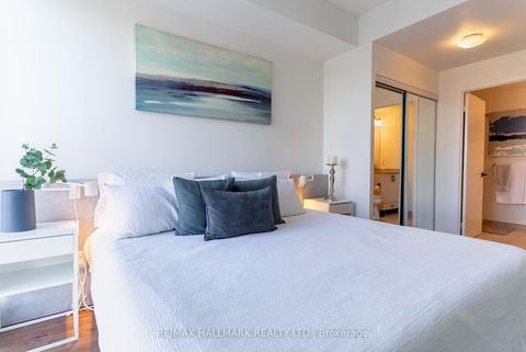 Photo 14 at 813 - 260 Sackville Street, Regent Park, Toronto