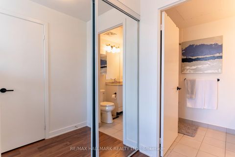 Photo 17 at 813 - 260 Sackville Street, Regent Park, Toronto