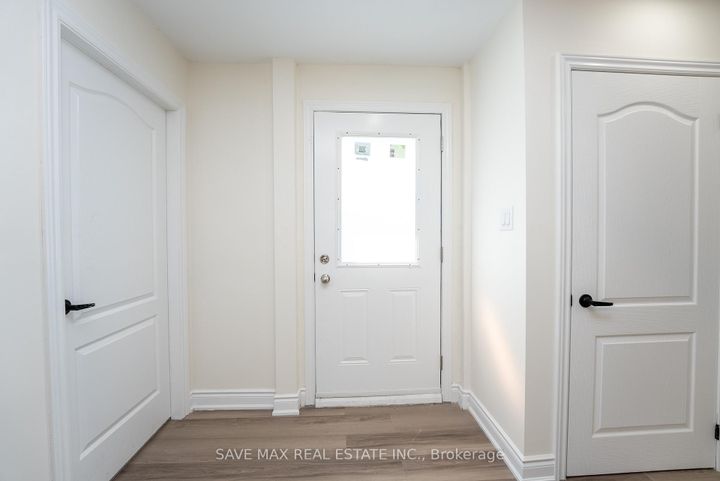 Photo 6 at 441 West 5th Street, Buchanan, Hamilton