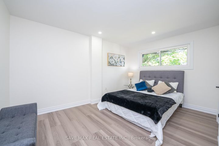 Photo 16 at 441 West 5th Street, Buchanan, Hamilton