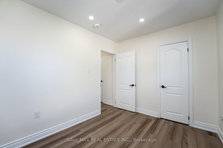 Photo 22 at 441 West 5th Street, Buchanan, Hamilton