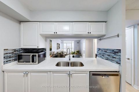 Photo 7 at 529 - 18 Mondeo Drive, Dorset Park, Toronto