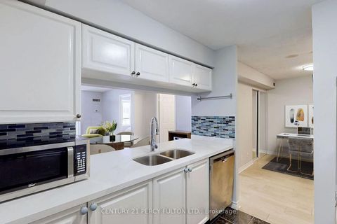 Photo 9 at 529 - 18 Mondeo Drive, Dorset Park, Toronto
