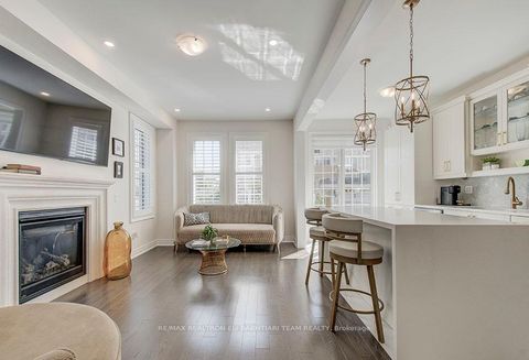 Photo 16 at 43 Drizzel Crescent, Oak Ridges, Richmond Hill