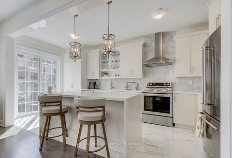 Photo 20 at 43 Drizzel Crescent, Oak Ridges, Richmond Hill