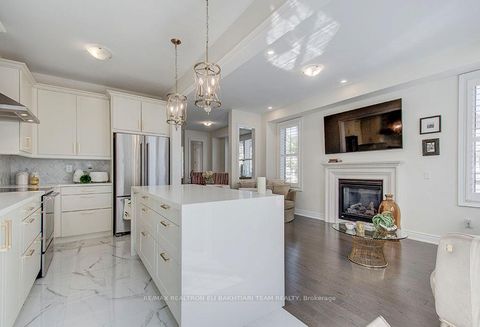 Photo 23 at 43 Drizzel Crescent, Oak Ridges, Richmond Hill