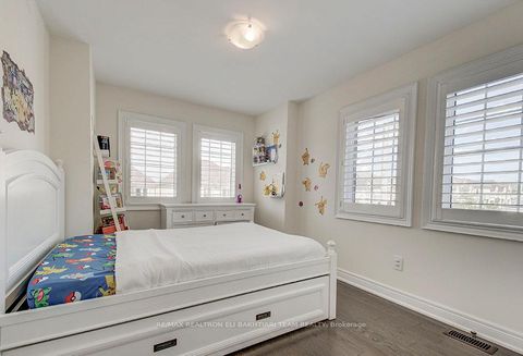 Photo 33 at 43 Drizzel Crescent, Oak Ridges, Richmond Hill