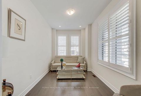 Photo 45 at 43 Drizzel Crescent, Oak Ridges, Richmond Hill
