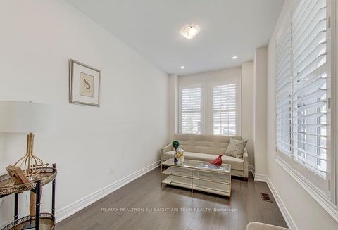 Photo 46 at 43 Drizzel Crescent, Oak Ridges, Richmond Hill