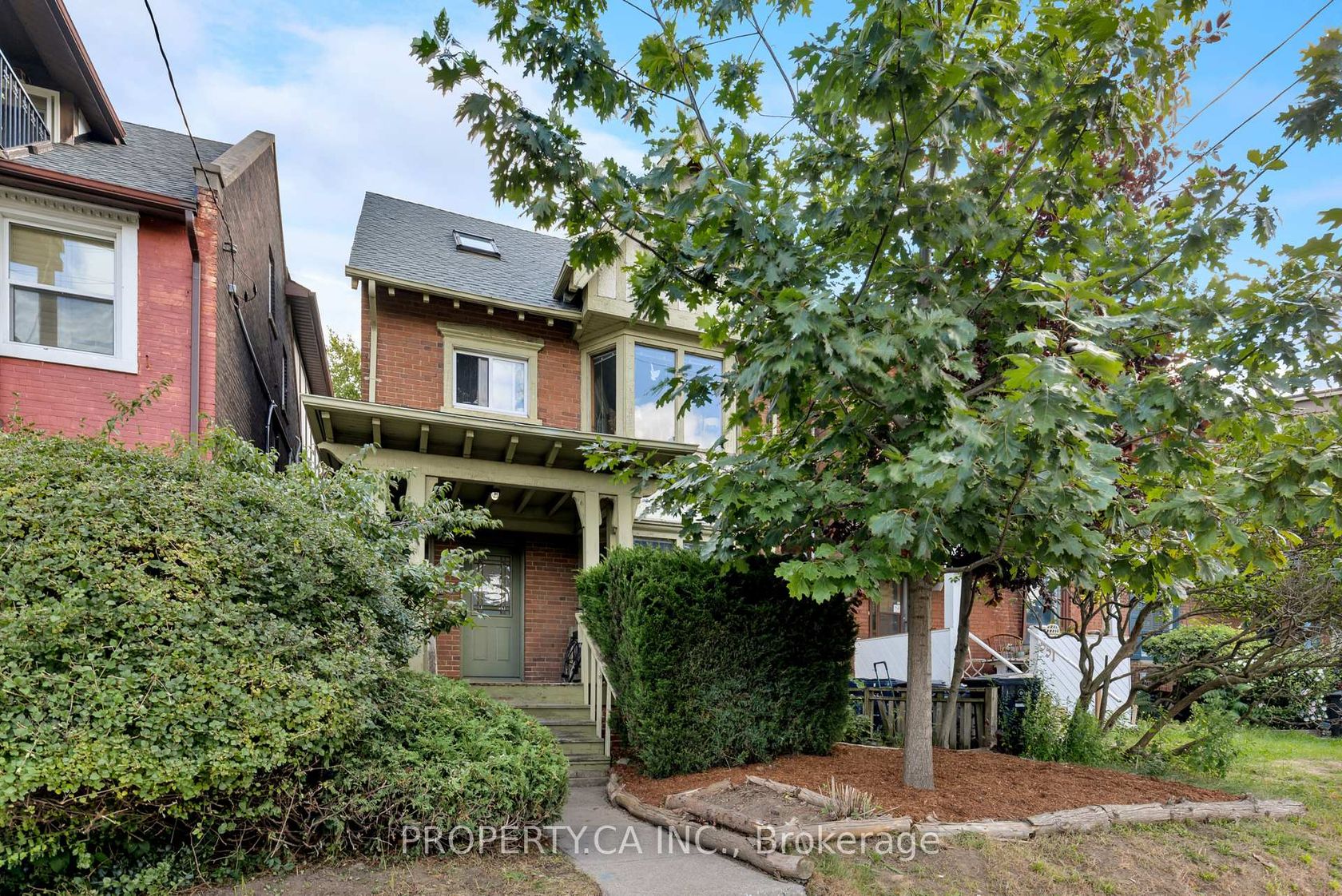 553 Broadview Avenue, North Riverdale, Toronto 