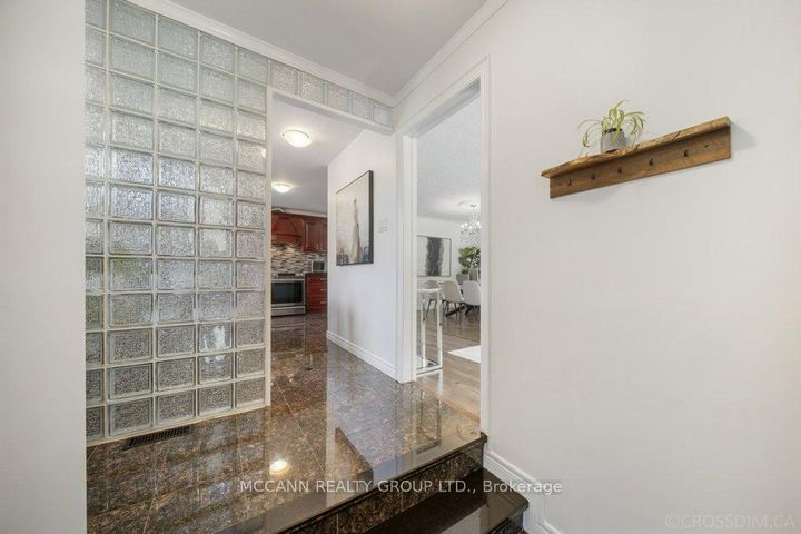 Photo 4 at 7 Carswell Place, Richview, Toronto
