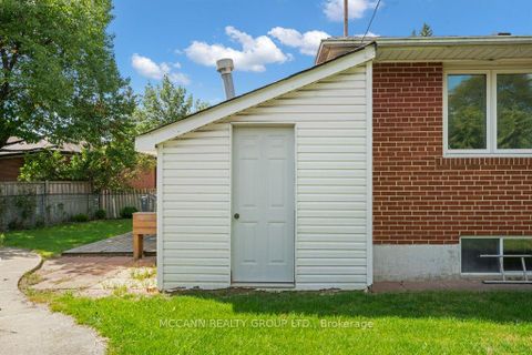 Photo 32 at 7 Carswell Place, Richview, Toronto