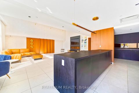 Photo 29 at 528 - 2300 st clair Avenue W, Junction Area, Toronto