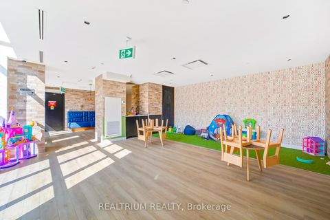 Photo 31 at 528 - 2300 st clair Avenue W, Junction Area, Toronto