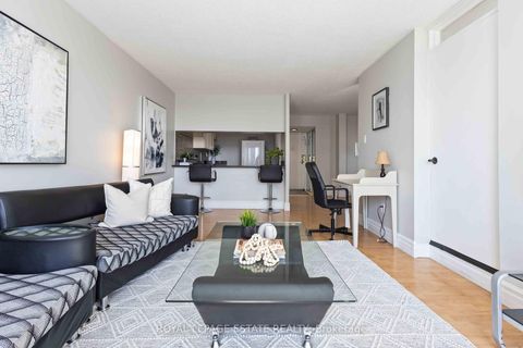 Photo 4 at 711 - 10 Martha Eaton Way, Amesbury, Toronto