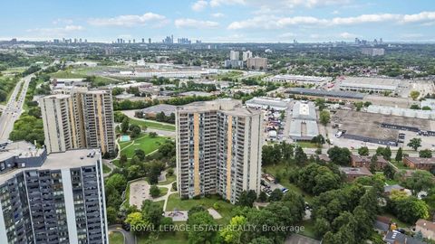 Photo 31 at 711 - 10 Martha Eaton Way, Amesbury, Toronto