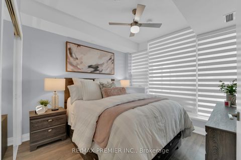 Photo 12 at 426 - 4800 Highway 7, East Woodbridge, Vaughan Photo 12 at 426 - 4800 Highway 7, East Woodbridge, Vaughan