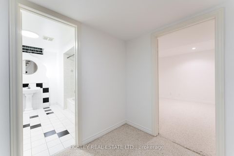 Photo 32 at 82 Woodstone Avenue, Devonsleigh, Richmond Hill