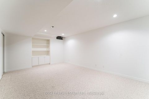 Photo 33 at 82 Woodstone Avenue, Devonsleigh, Richmond Hill