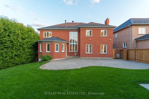 Photo 36 at 82 Woodstone Avenue, Devonsleigh, Richmond Hill