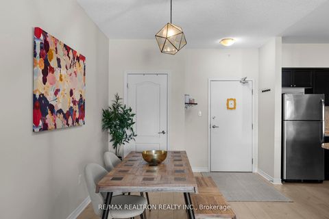 Photo 4 at 107 - 45 Ferndale Drive S, Ardagh, Barrie Photo 4 at 107 - 45 Ferndale Drive S, Ardagh, Barrie