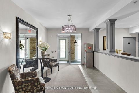 Photo 18 at 107 - 45 Ferndale Drive S, Ardagh, Barrie