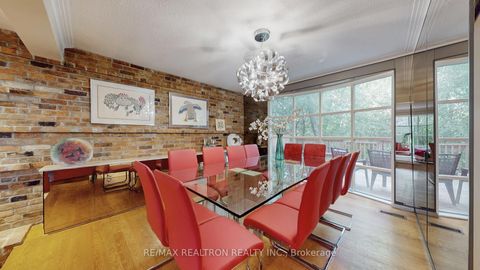 Photo 7 at 1 Vyner Road, Windfields, Toronto