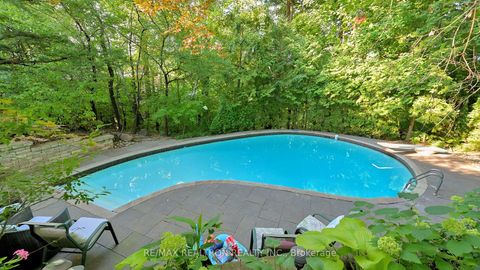Photo 16 at 1 Vyner Road, Windfields, Toronto