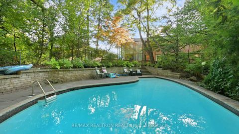Photo 18 at 1 Vyner Road, Windfields, Toronto