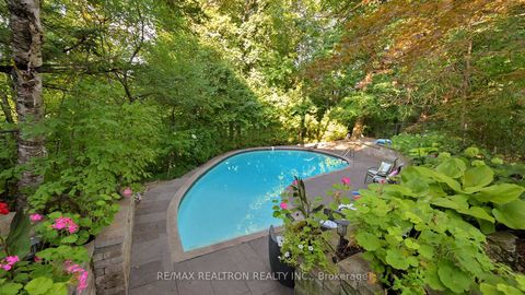 Photo 20 at 1 Vyner Road, Windfields, Toronto
