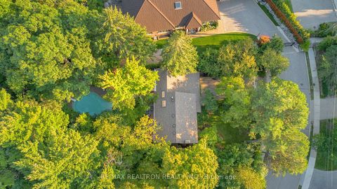 Photo 28 at 1 Vyner Road, Windfields, Toronto