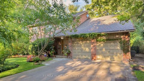 Photo 30 at 1 Vyner Road, Windfields, Toronto