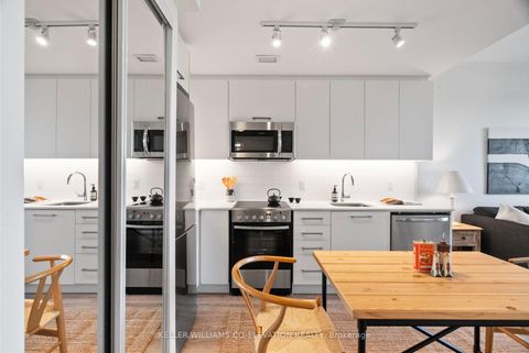 Photo 2 at 607 - 1 Neighbourhood Lane, Queensway, Toronto