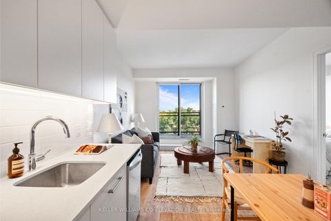 Photo 3 at 607 - 1 Neighbourhood Lane, Queensway, Toronto