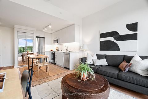 Photo 11 at 607 - 1 Neighbourhood Lane, Queensway, Toronto