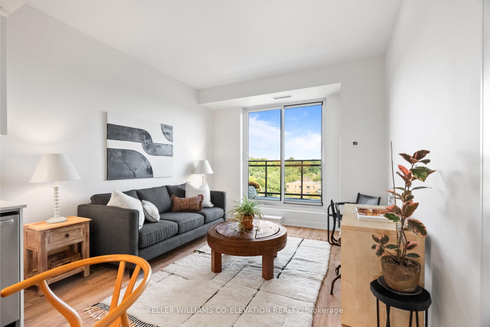 607 - 1 Neighbourhood Lane, Queensway, Toronto 