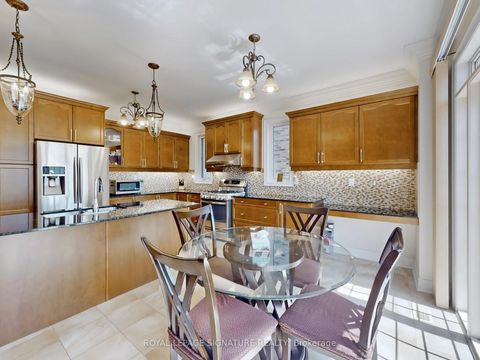 Photo 12 at 45 Jazz Drive, Patterson, Vaughan