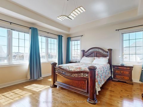 Photo 19 at 45 Jazz Drive, Patterson, Vaughan
