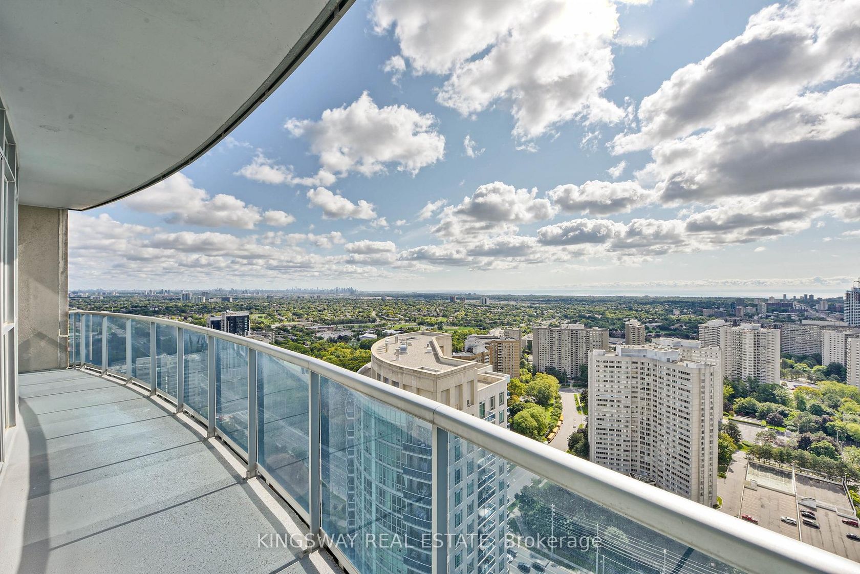 3404 - 80 Absolute Avenue, City Centre, Mississauga by Loree Meneguzzi Real Estate 3404 - 80 Absolute Avenue, City Centre, Mississauga