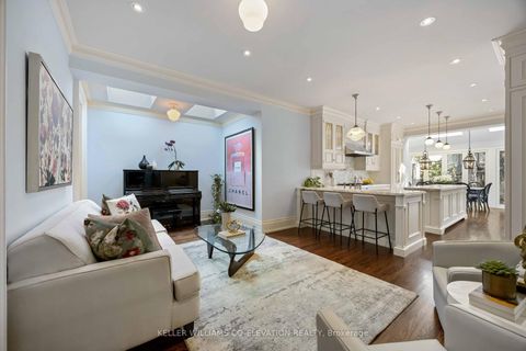 Photo 10 at 455 Ontario Street, Moss Park, Toronto