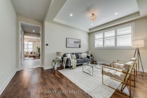 Photo 8 at 3263 Donald Mackay Street, GO Glenorchy, Oakville