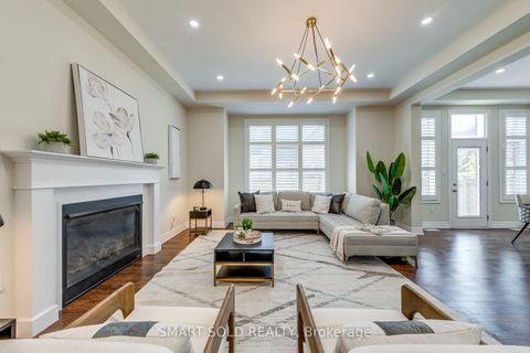 Photo 10 at 3263 Donald Mackay Street, GO Glenorchy, Oakville