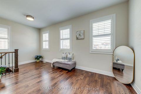 Photo 19 at 3263 Donald Mackay Street, GO Glenorchy, Oakville