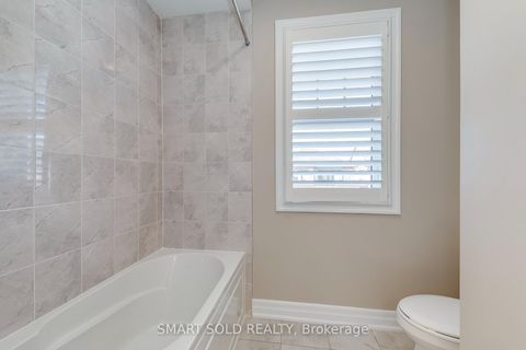 Photo 33 at 3263 Donald Mackay Street, GO Glenorchy, Oakville