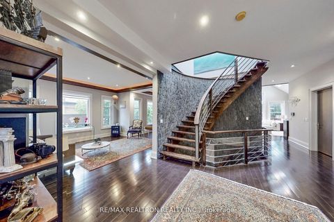 Photo 14 at 44 Tefley Road, Newtonbrook West, Toronto
