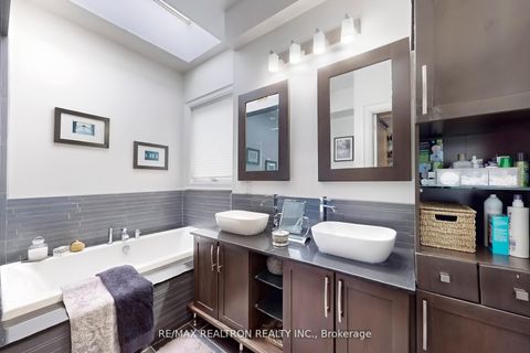 Photo 18 at 44 Tefley Road, Newtonbrook West, Toronto