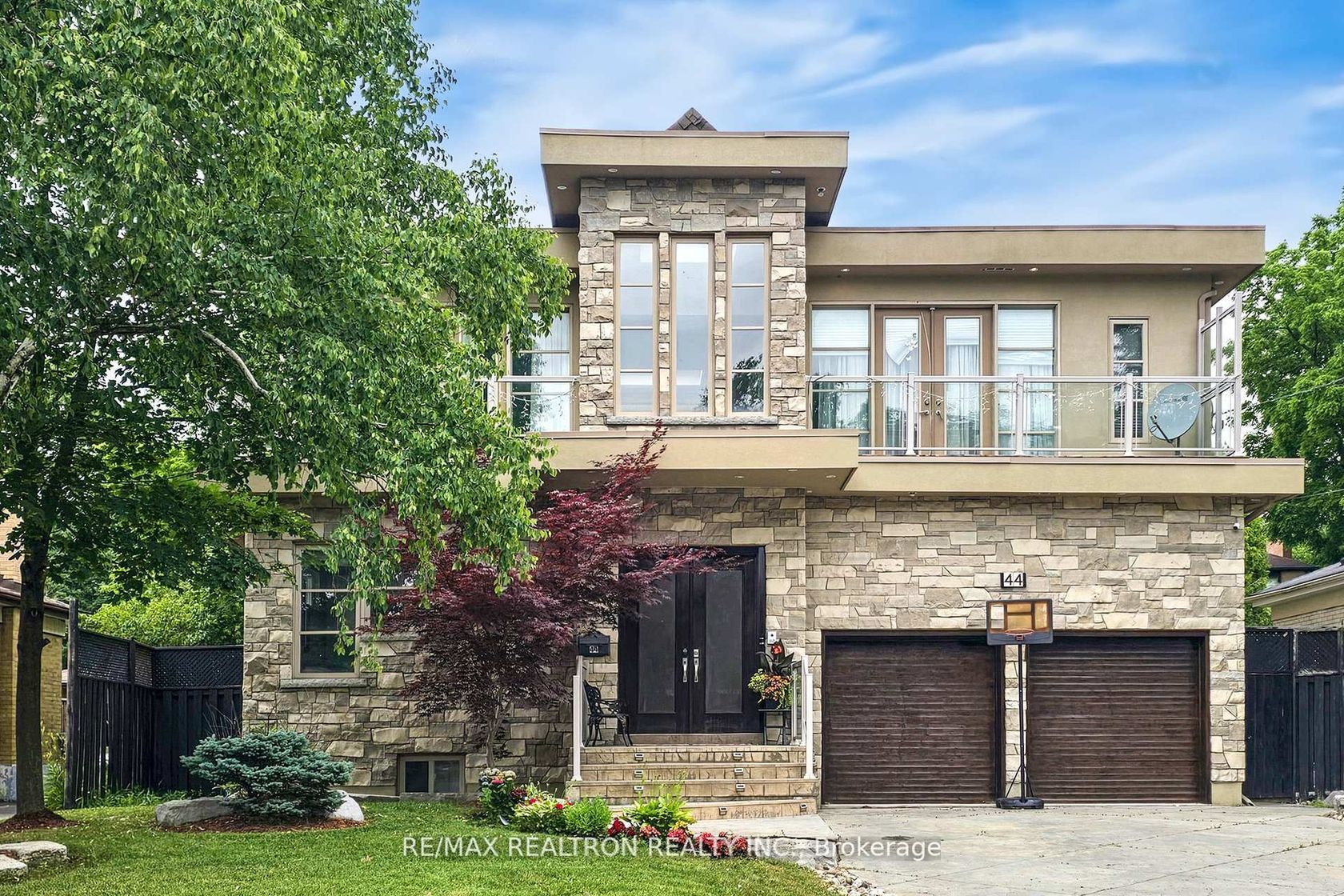 44 Tefley Road, Newtonbrook West, Toronto 